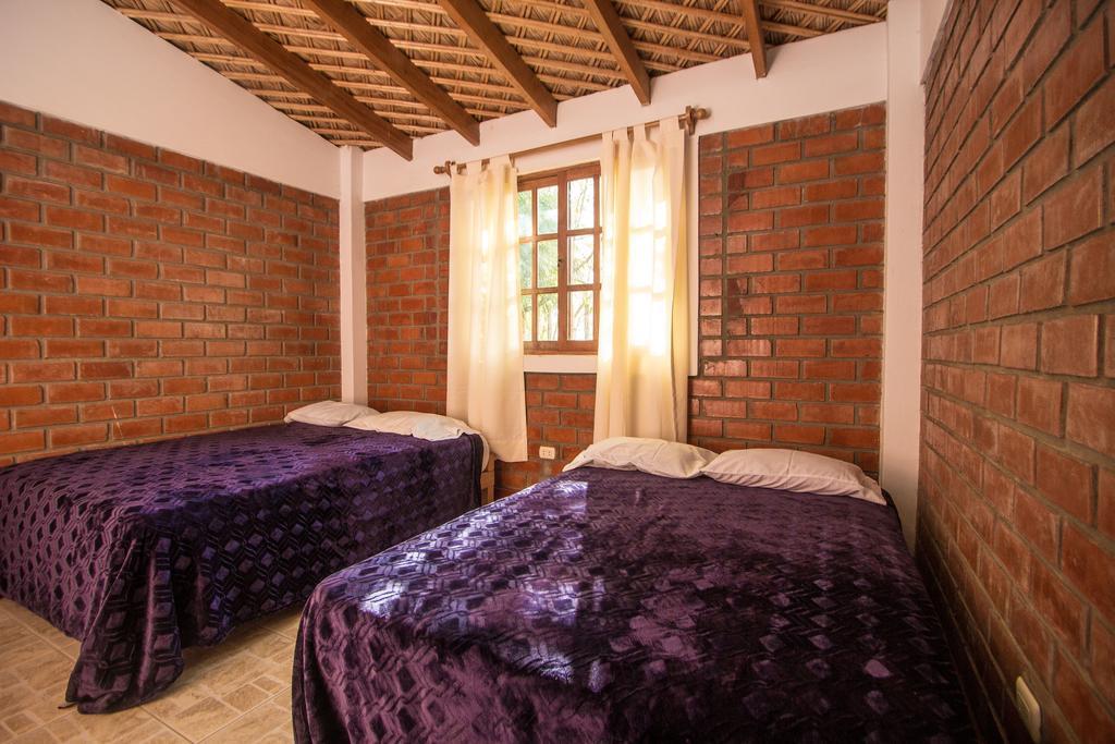 Casa Huerta Jacaranda Guest House Pacaran Exterior photo